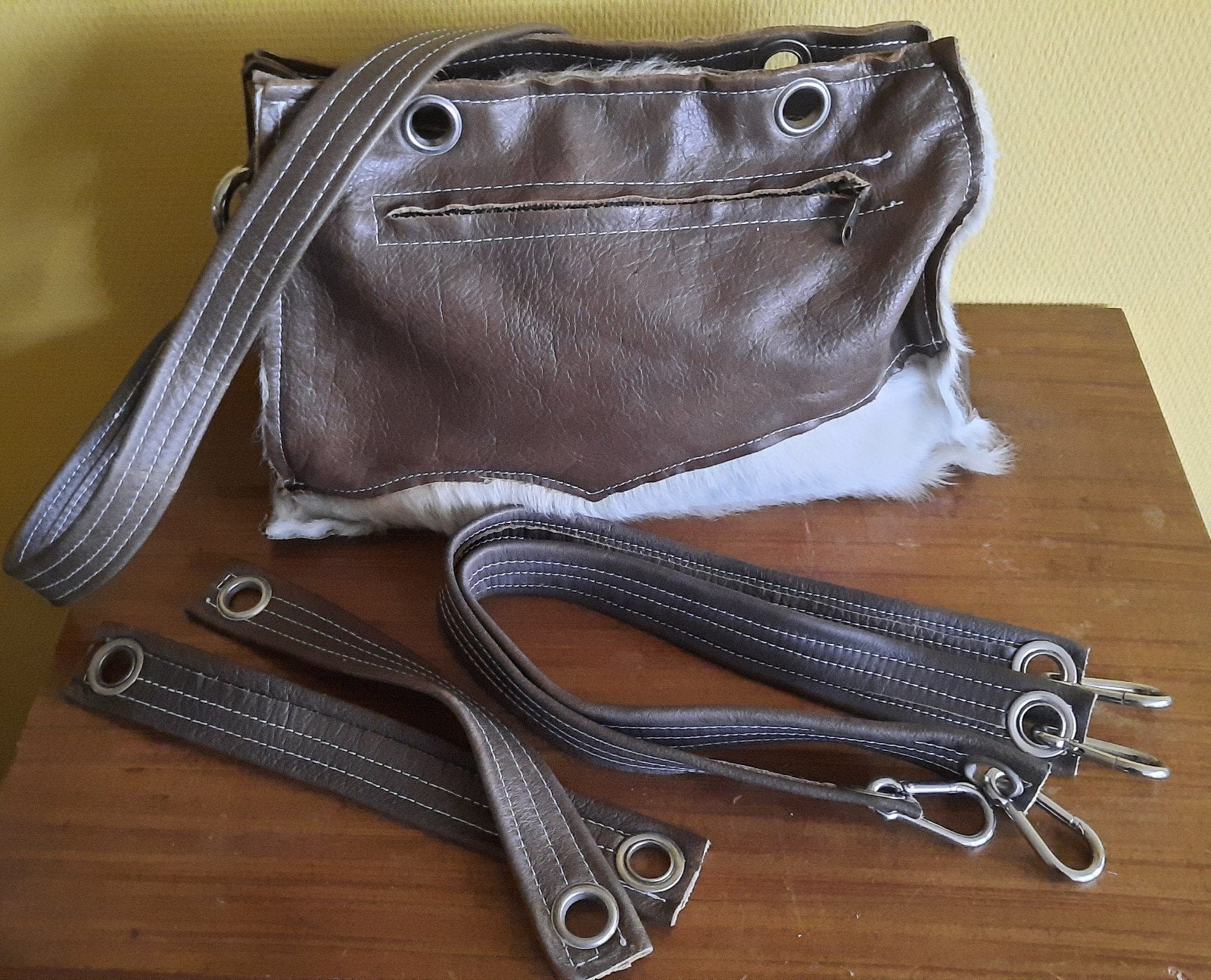 ZGAN Prachtige Damestas met koeienvacht. Nieuwprijs €149.95, Ophalen of Verzenden, Zo goed als nieuw, Bruin, Handtas