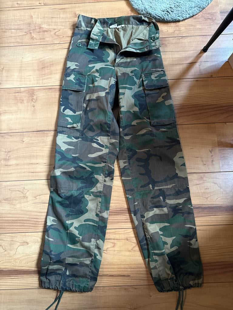 Camo Cargo Broek - Maat 26 airsoft, Ophalen of Verzenden, Landmacht, Nederland, Kleding of Schoenen