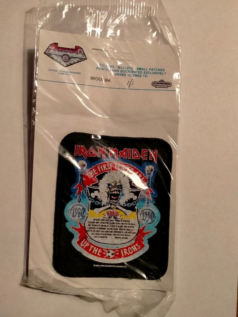 Iron Maiden the first ten years Vintage RARE patch metal, Verzamelen, Ophalen of Verzenden, Zo goed als nieuw, Kleding