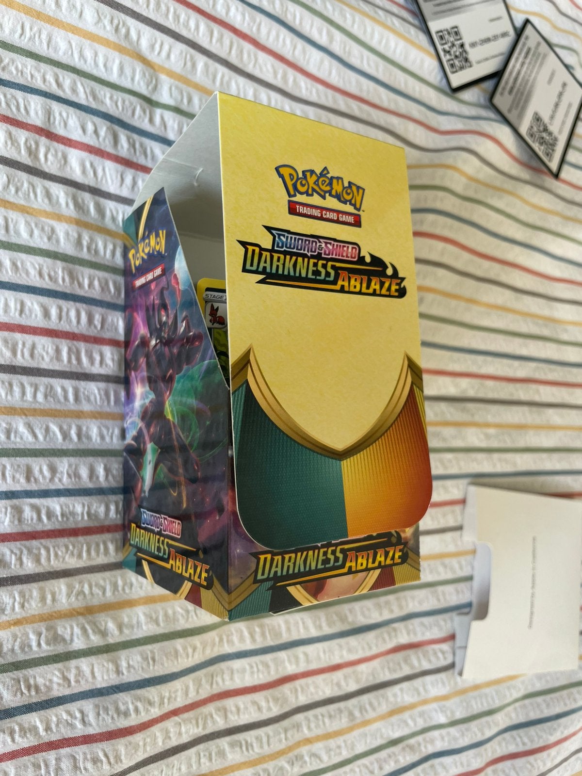 Pokémon Darkness Ablaze Complete Bundle, Ophalen of Verzenden, Zo goed als nieuw, Meerdere kaarten