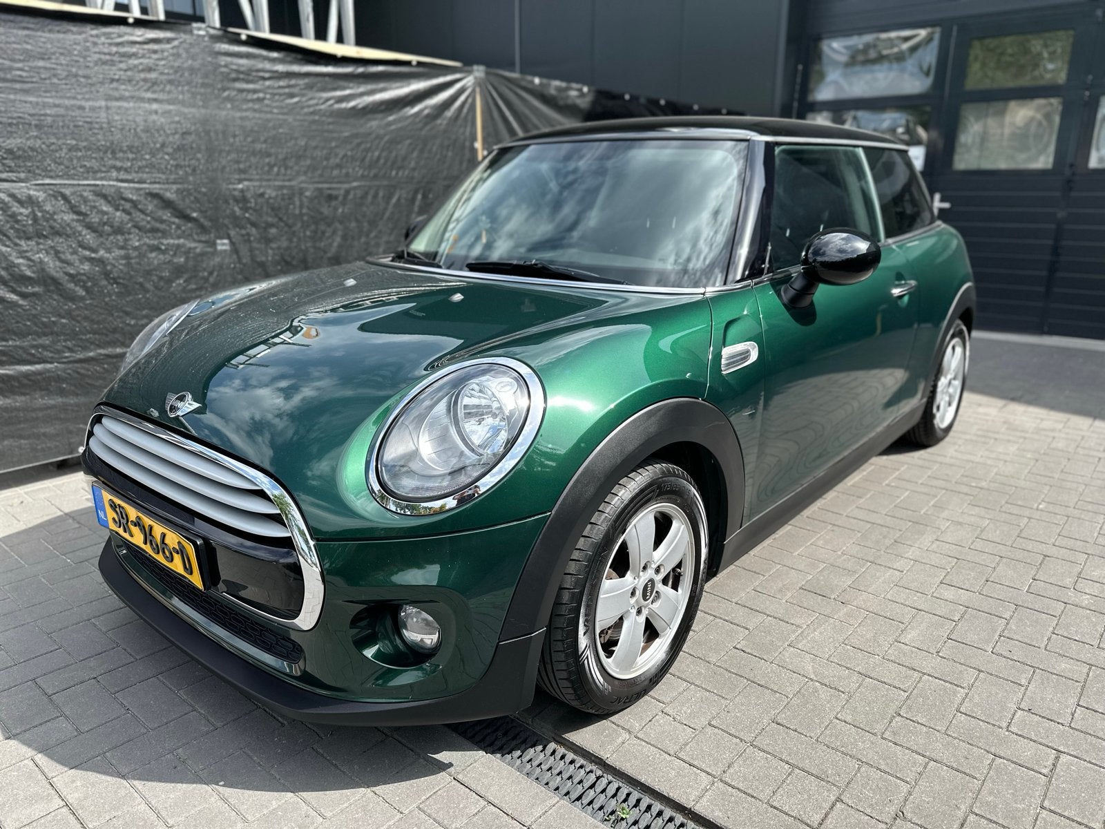 Mini 1.5 Cooper 2015, Auto's, Mini, Bedrijf, Cooper, Benzine, B, Hatchback, Handgeschakeld, Geïmporteerd, Groen, Stof, Voorwielaandrijving