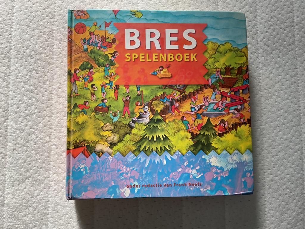 Bres Spelenboek - Frank Neefs - Spelletjes voor iedereen, Boeken, Sportboeken, Ophalen of Verzenden, Gelezen, Overige sporten
