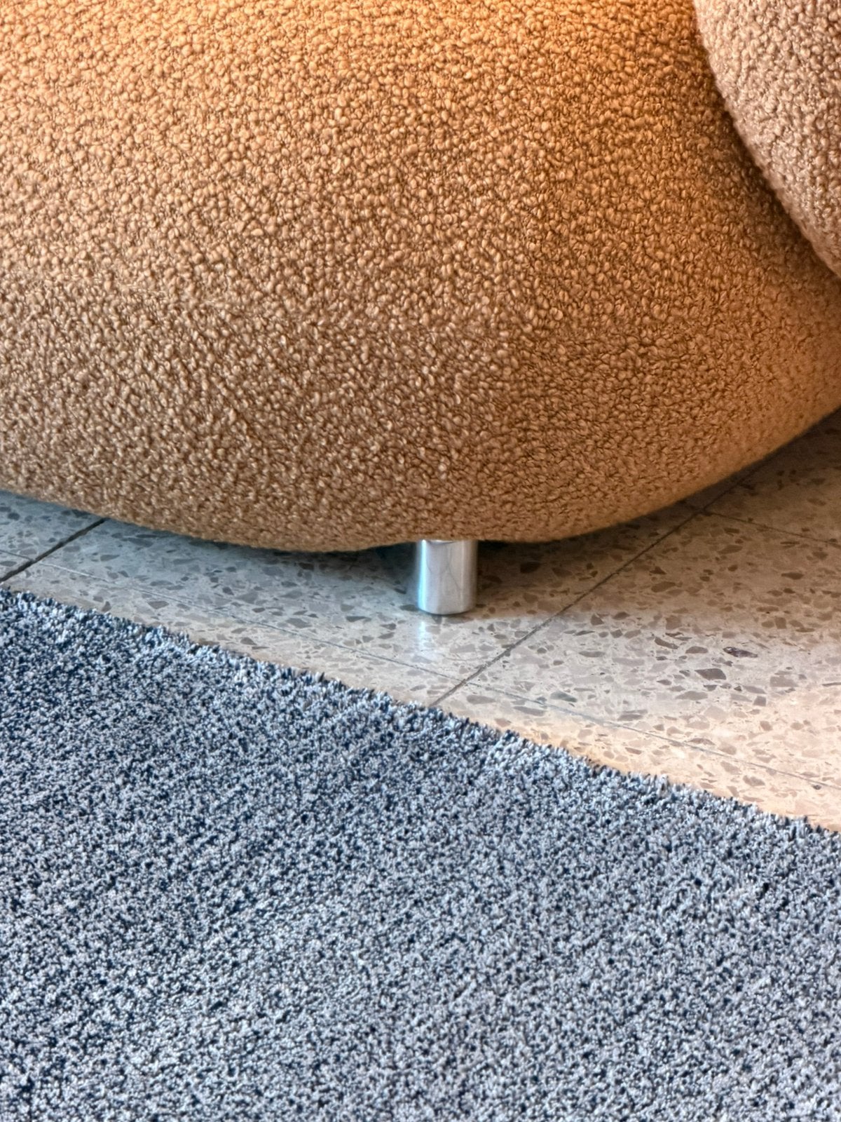 Leolux Pulla divan large NIEUW, Ophalen, Rechte bank, Stof, 200 tot 250 cm