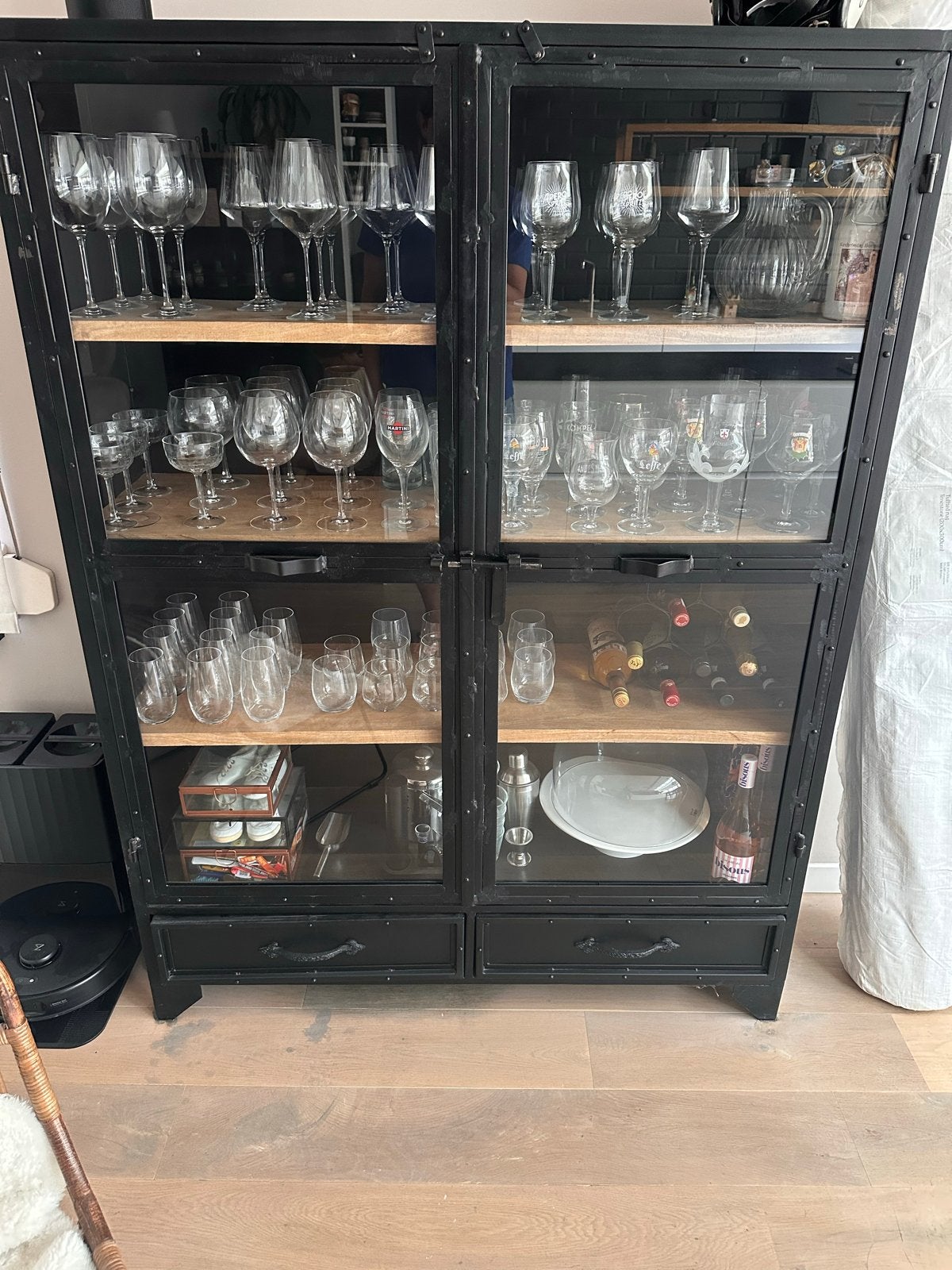 Industriële vitrinekast/drankenkast met glazen deuren, Ophalen, Gebruikt, 100 tot 150 cm, Metaal