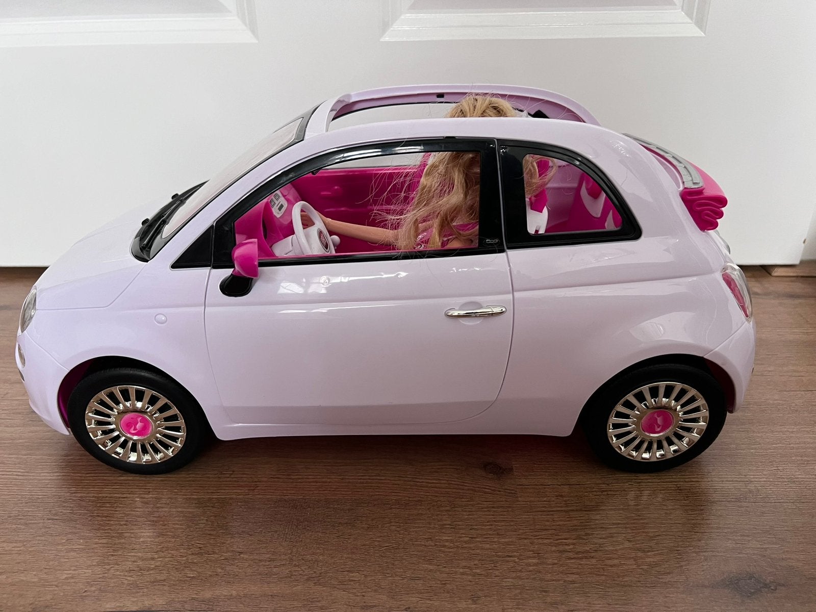 Barbie Fiat 500 met Barbiepop nieuw, Ophalen of Verzenden, Nieuw