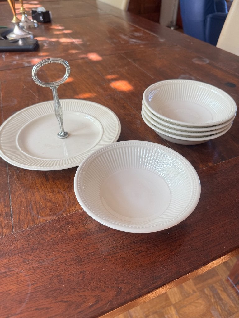 Wedgwood Windsor etagère, Ophalen, Overige materialen, Klassiek, Zo goed als nieuw