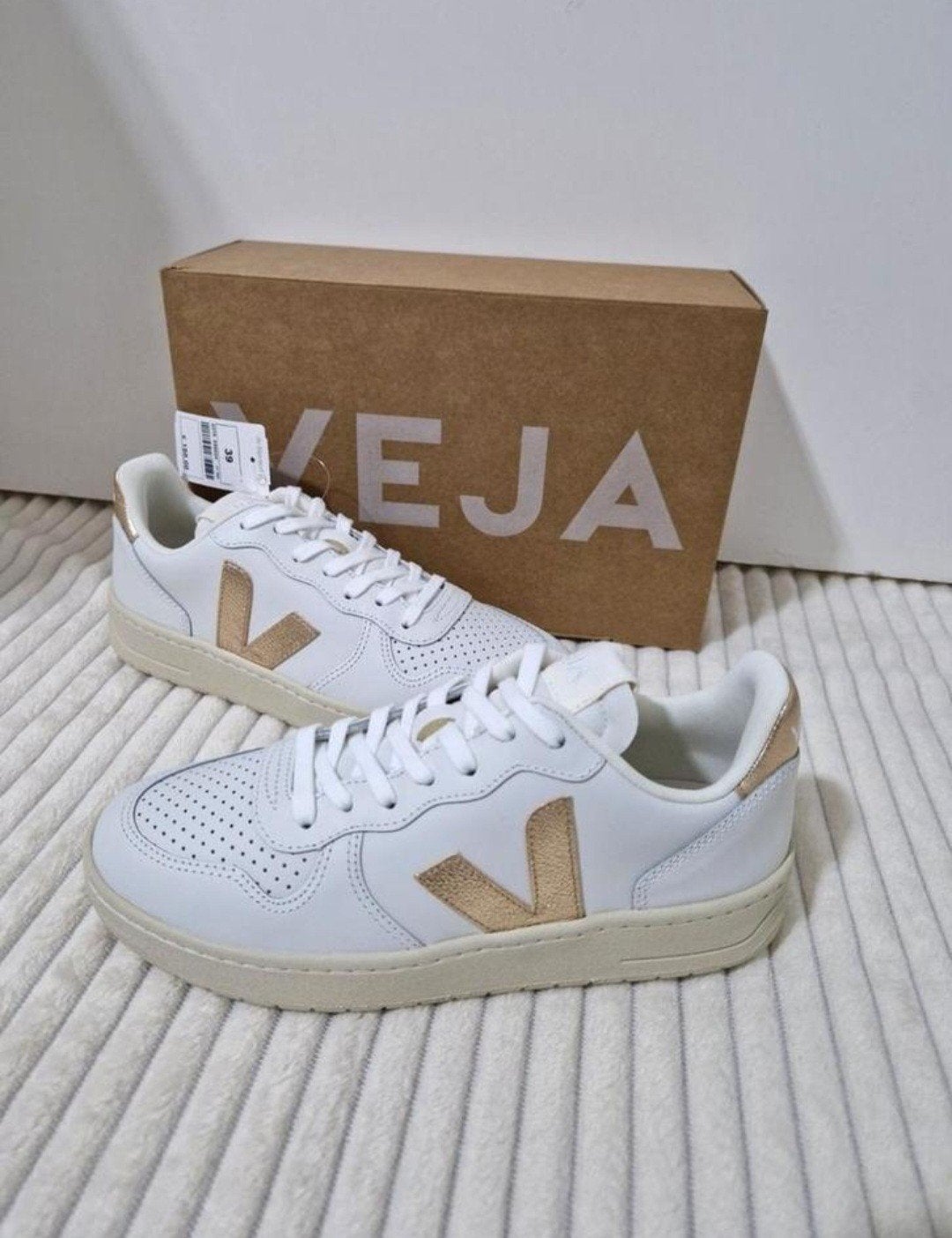 Nieuw Veja V-10 maat 39 Schoenen, Wit, Nieuw, Veja, Ophalen of Verzenden