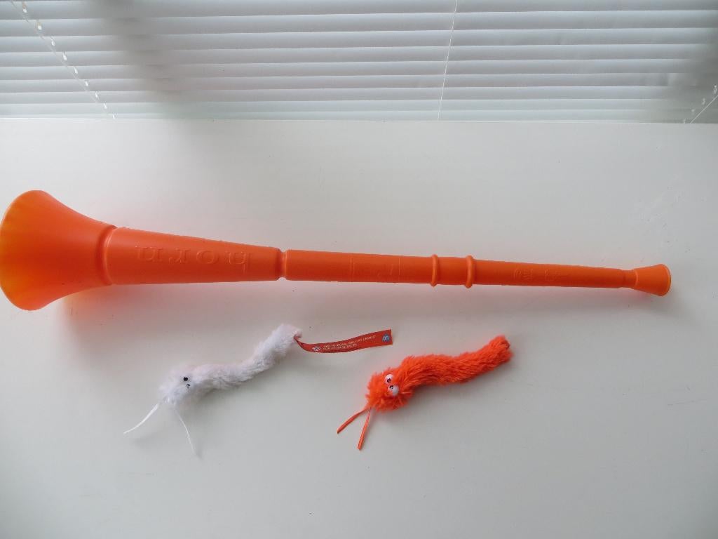 Vuvuzela Oranje Toeter EK Oranje Voetbal Beesie Wuppie, Ophalen of Verzenden, Zo goed als nieuw, Overige binnenlandse clubs