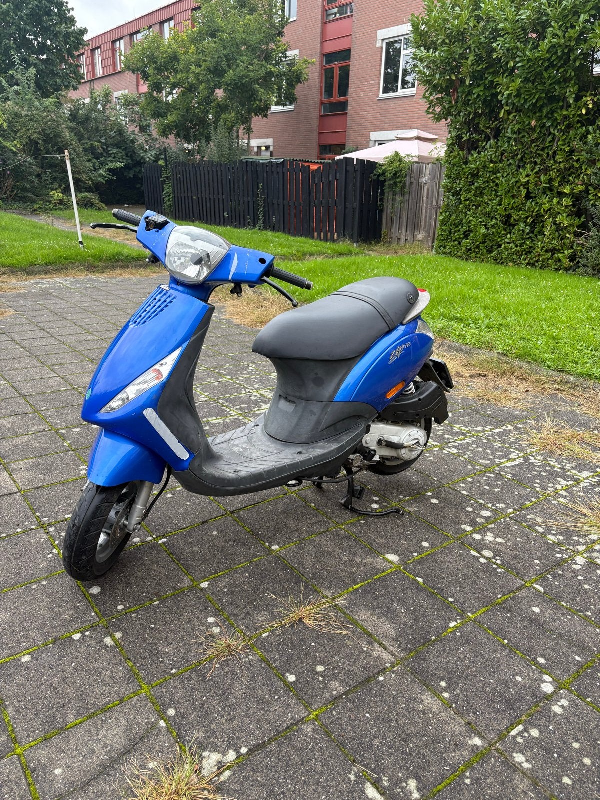 Piaggio Zip 25 4takt, Fietsen en Brommers, Gebruikt, Zip, Ophalen of Verzenden, Benzine