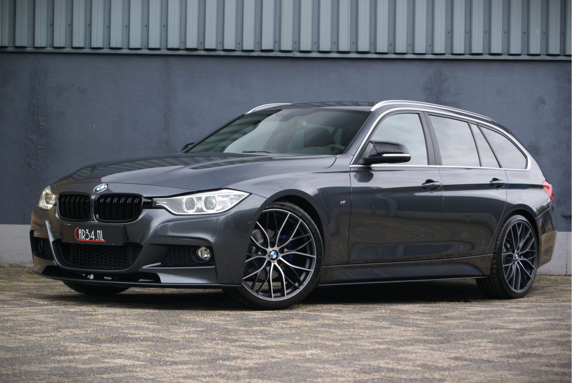 BMW 3 Serie Touring 320i Facelift 260PK M-Sport Performance, Auto's, Automaat, Achterwielaandrijving, Gebruikt, 4 cilinders