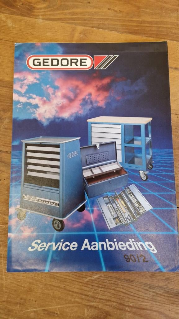 Gedore folder 1990 met gereedschapswagens en werkbanken, Ophalen of Verzenden, Zo goed als nieuw, Overige merken