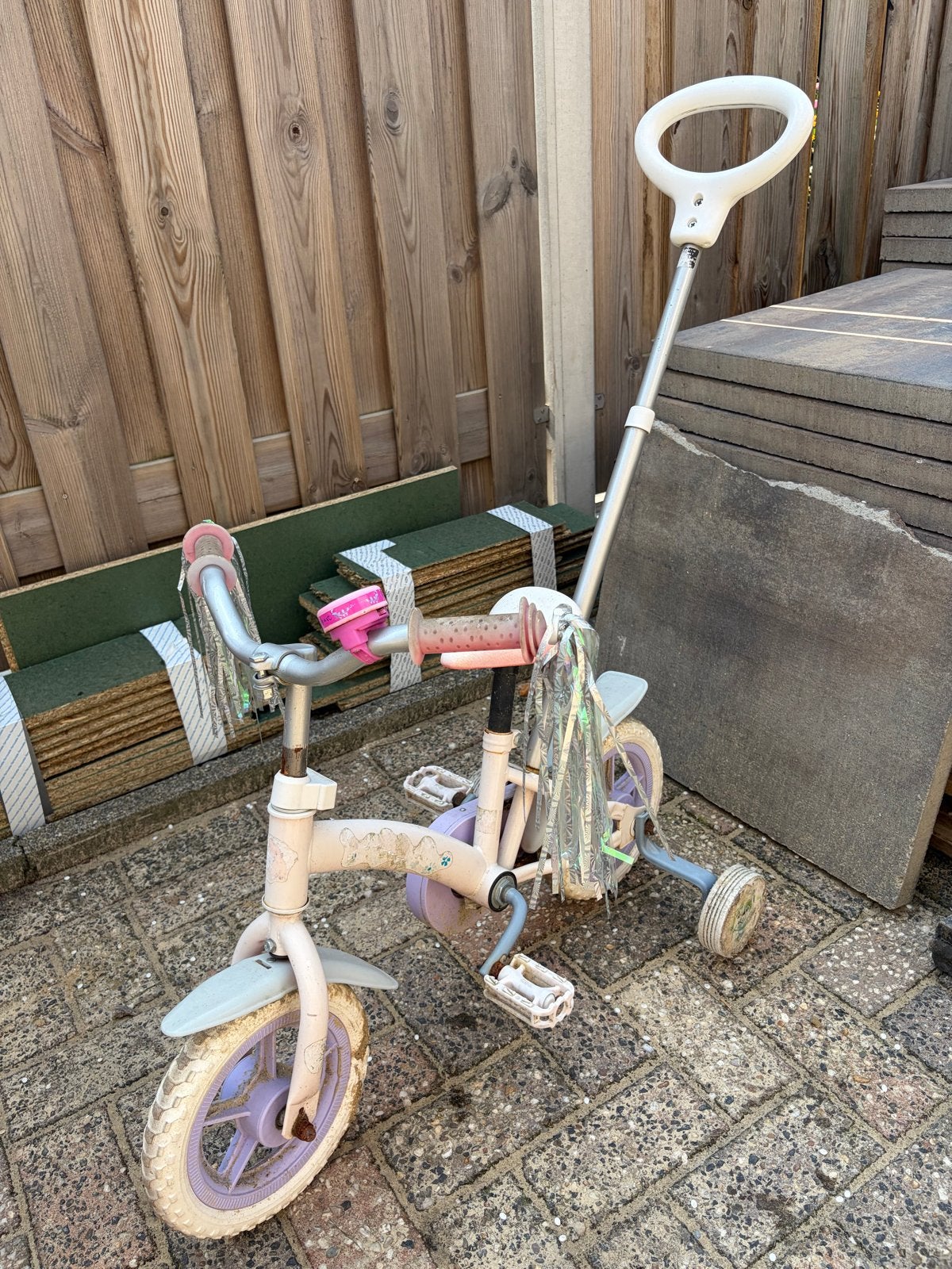 Kinderfiets met zijwieltjes en duwstang, Ophalen, Terugtraprem, Zijwieltjes, Gebruikt