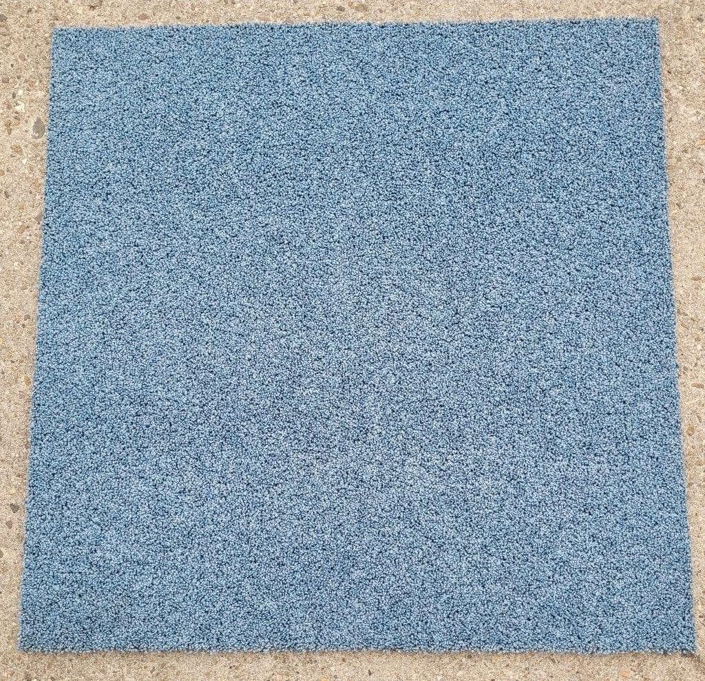 Schitterende lichtblauwe gesneden pool Tapijttegel., Blauw, Nieuw, Ophalen of Verzenden, 25 tot 50 m²