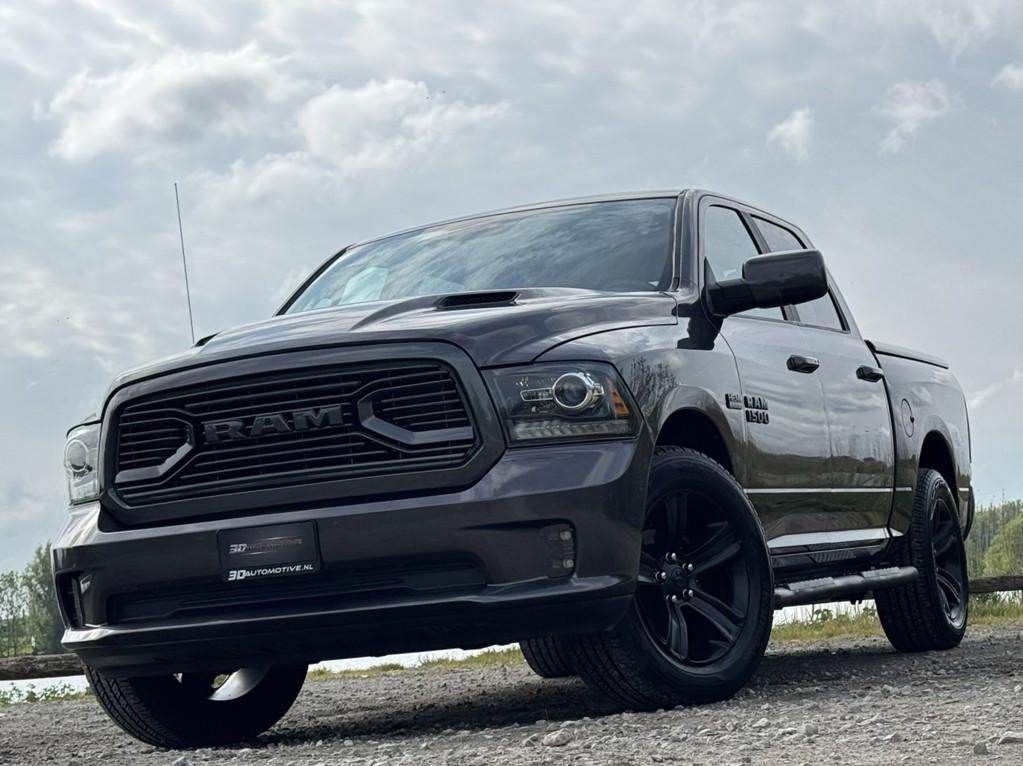 Dodge RAM 1500 Sport 5.7L V8, LAGE BIJTELLING, SUPER STAAT,, Automaat, Gebruikt, 5654 cc, Leder