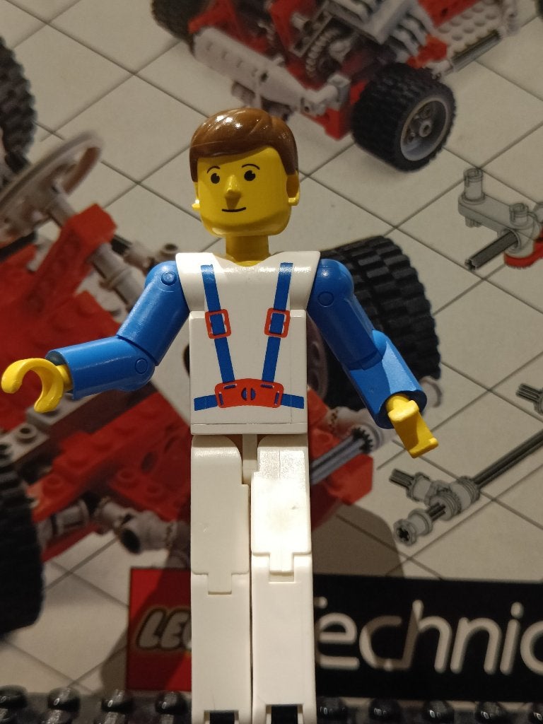 Lego Technic Figure White Legs,White Top with Blue Suspender, Gebruikt, Lego, Ophalen of Verzenden, Minifiguur