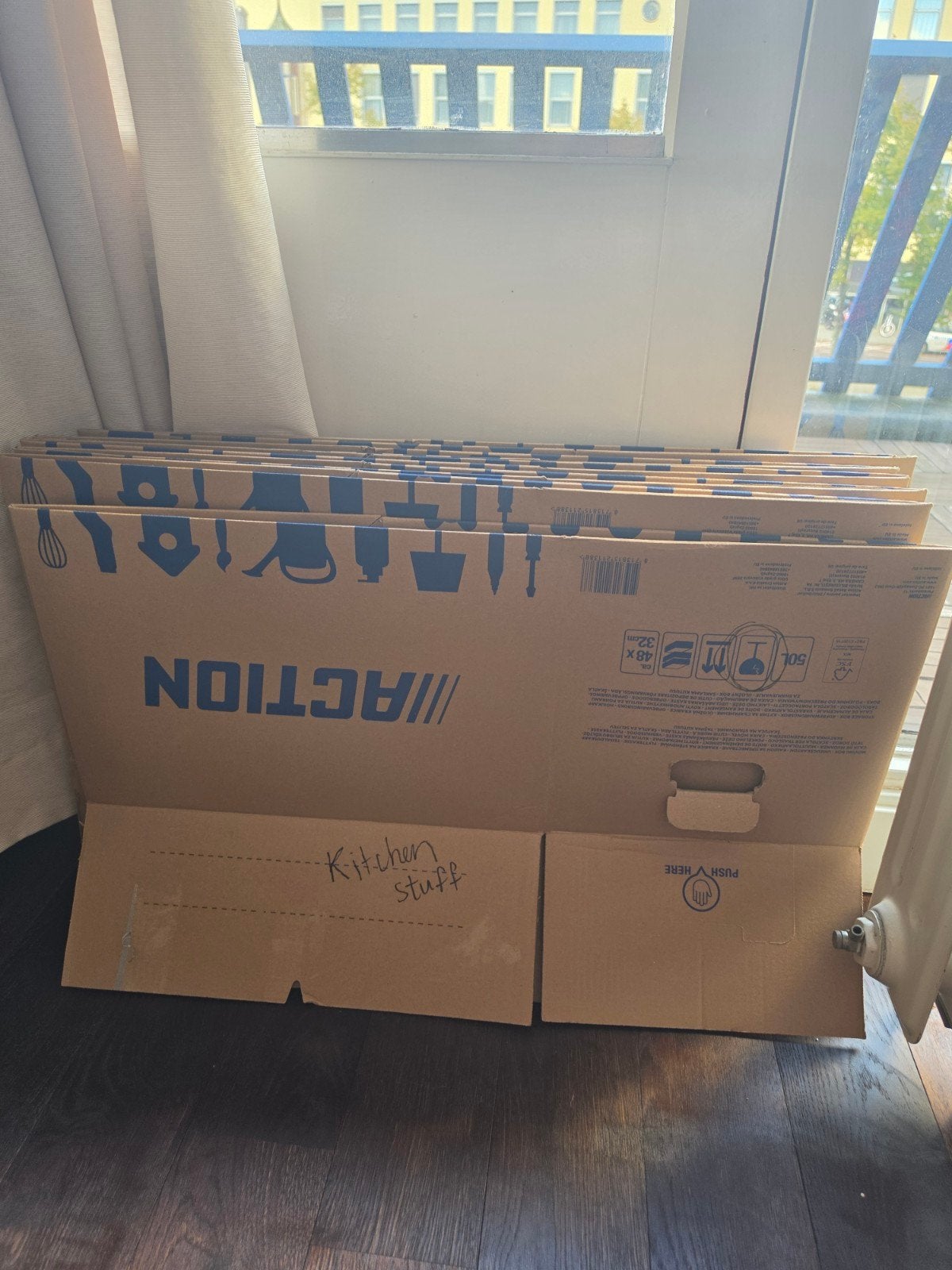 18x Eenmalig gebruikte verhuisdozen van Action, Ophalen, Opvouwbaar, Minder dan 50 cm, Minder dan 40 cm