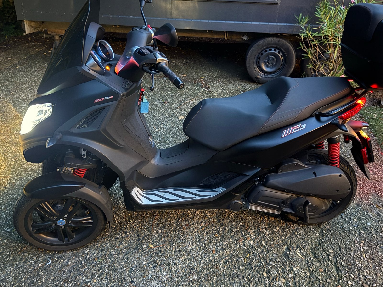 Piaggio MP3 300 HPE Sport - Zo goed als nieuw, Motoren, 300 cc, Particulier, Automaat, 2 cilinders