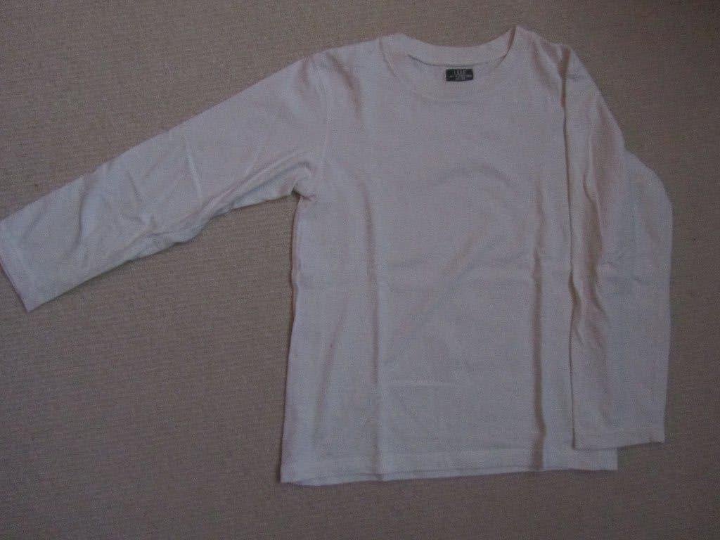 Witte longsleeve 134, Verzenden, Zo goed als nieuw, Jongen, Shirt of Longsleeve