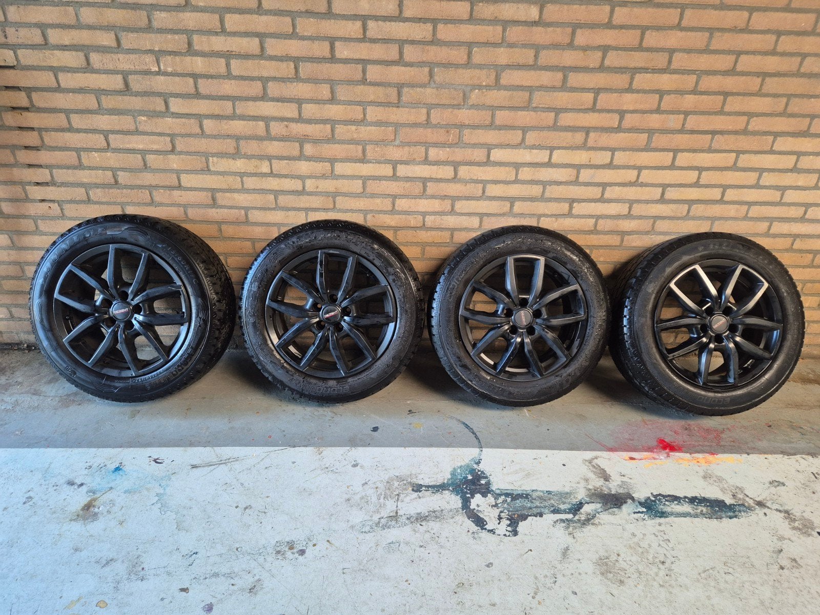 Dezent velgen met banden voor Opel Vivaro, Trafic e.a., Banden en Velgen, 17 inch, Ophalen of Verzenden, Zomerbanden