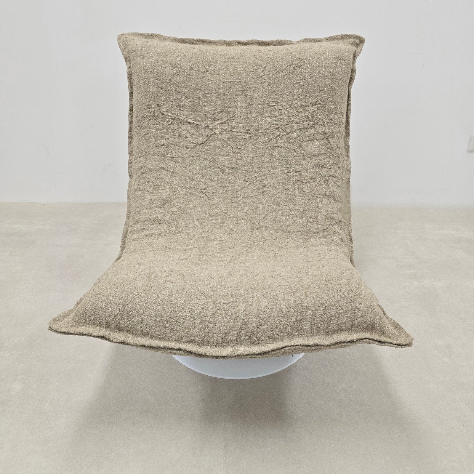 Artifort F980 fauteuil | opnieuw gestoffeerd | shabby linnen, Ophalen, -, Beige, -