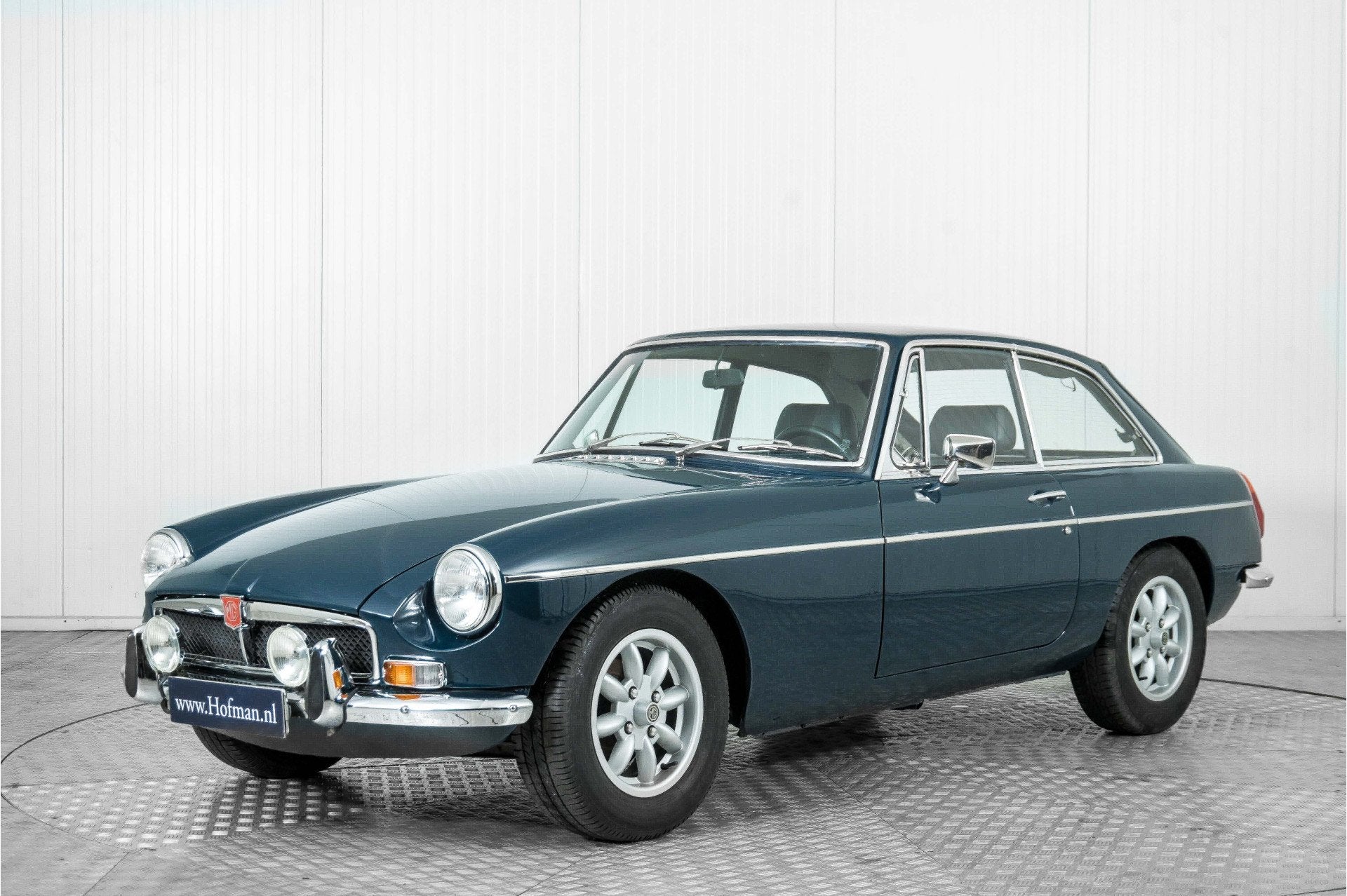 MG B GT Overdrive . (bj 1972), B, Achterwielaandrijving, Gebruikt, 4 cilinders