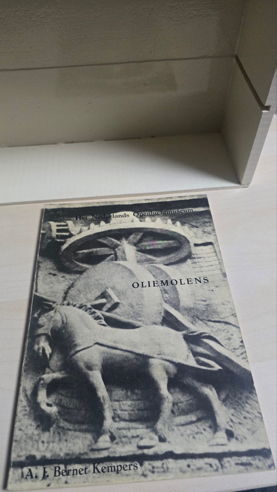 Oliemolens - Het Nederlands Openluchtmuseum, Boeken, Ophalen of Verzenden, Gelezen, A.J. Bernet Kempers