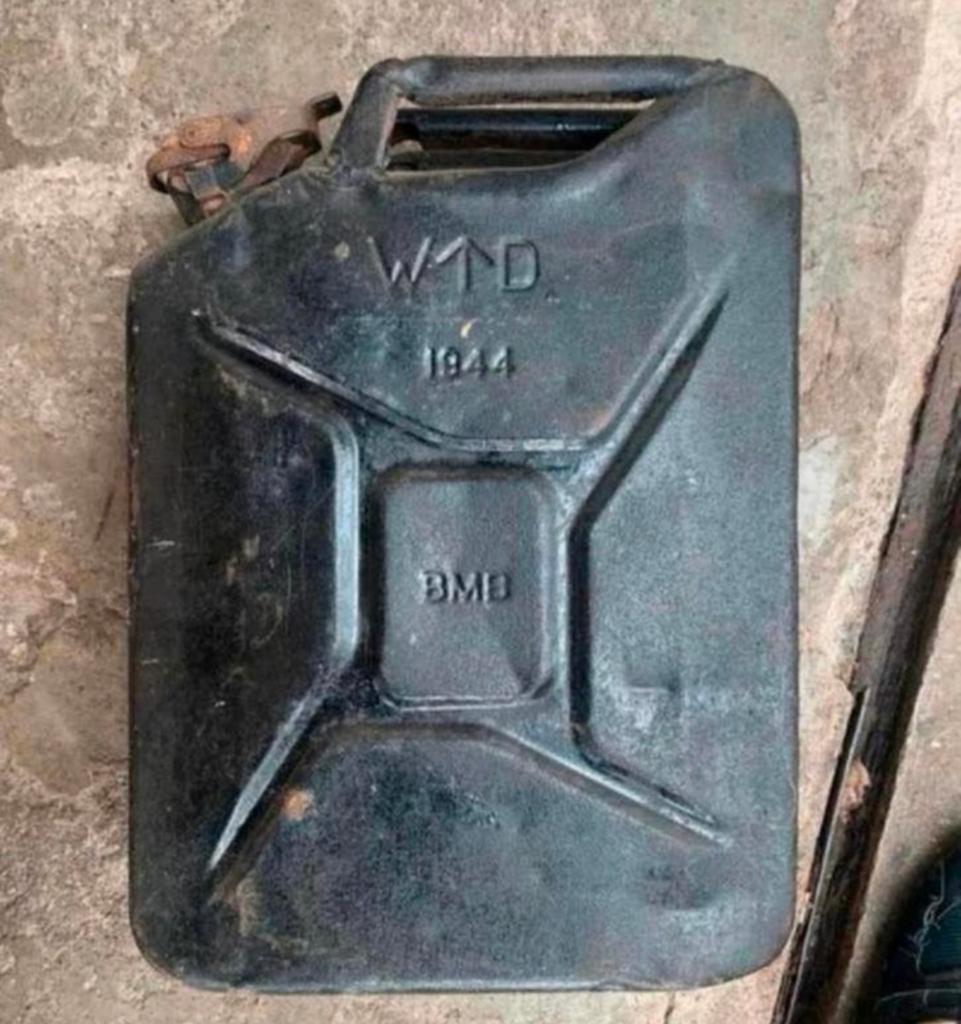 Jerrycan mooie oude tweede wereldoorlog jerrycan, Ophalen of Verzenden