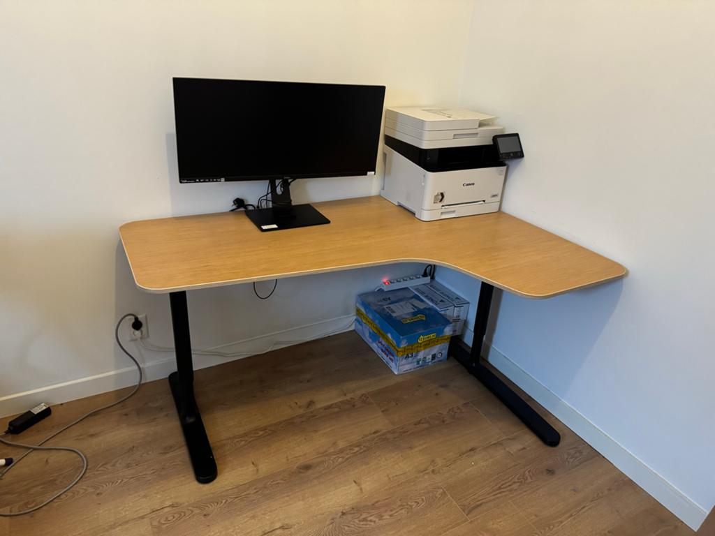 IKEA Hoekbureau - 160x60/110cm - Zo goed als nieuw, Ophalen, Zo goed als nieuw, IKEA, Hoekbureau
