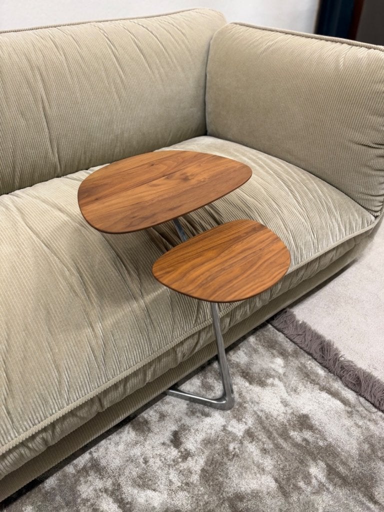 Nieuw Leolux Portello bijzettafel noten hout Design Tafel, 45 tot 60 cm, Minder dan 55 cm, Leolux, Info@leolux.nl