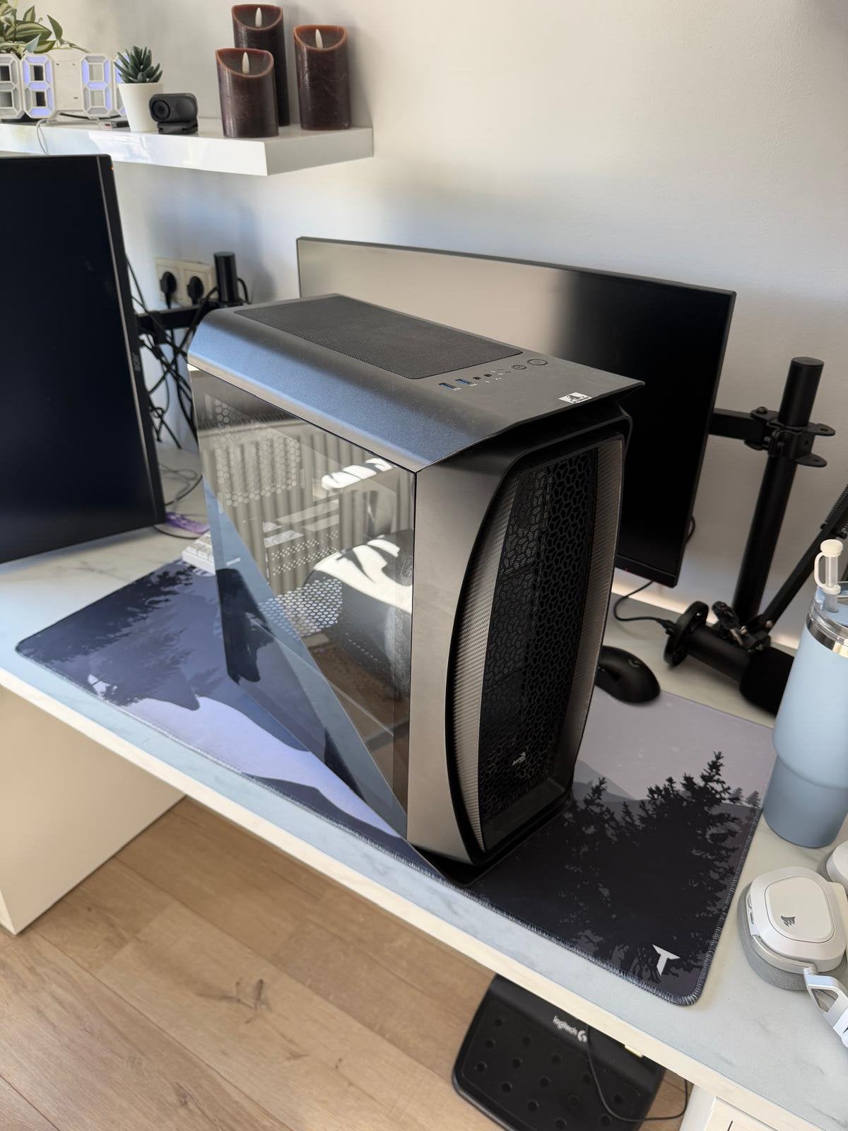Pc case, Ophalen, Zo goed als nieuw