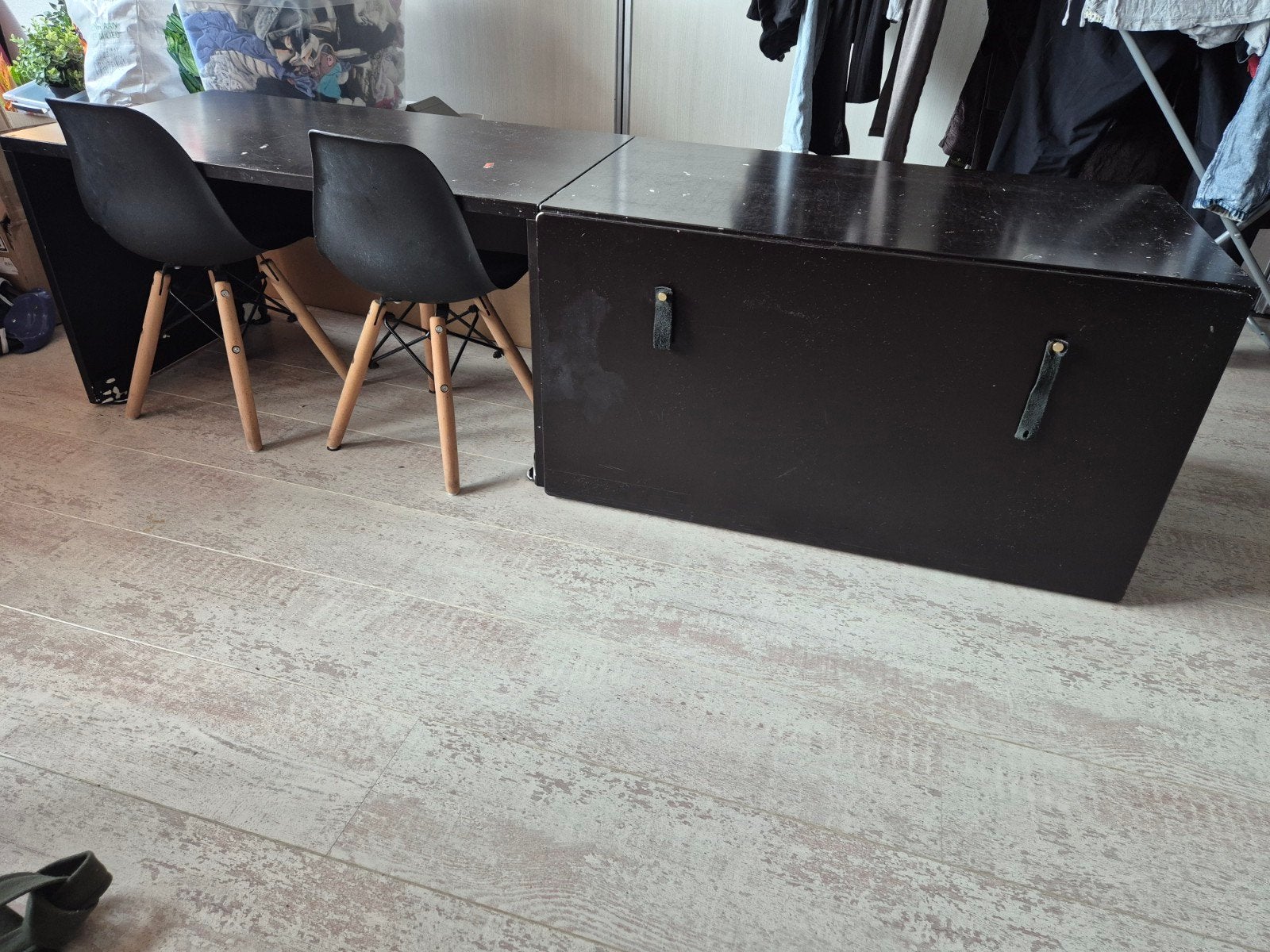 Ikea kinderbureau met ladeblok incl stoeltjes - Zwart, Ophalen of Verzenden, Gebruikt, Tafel(s)