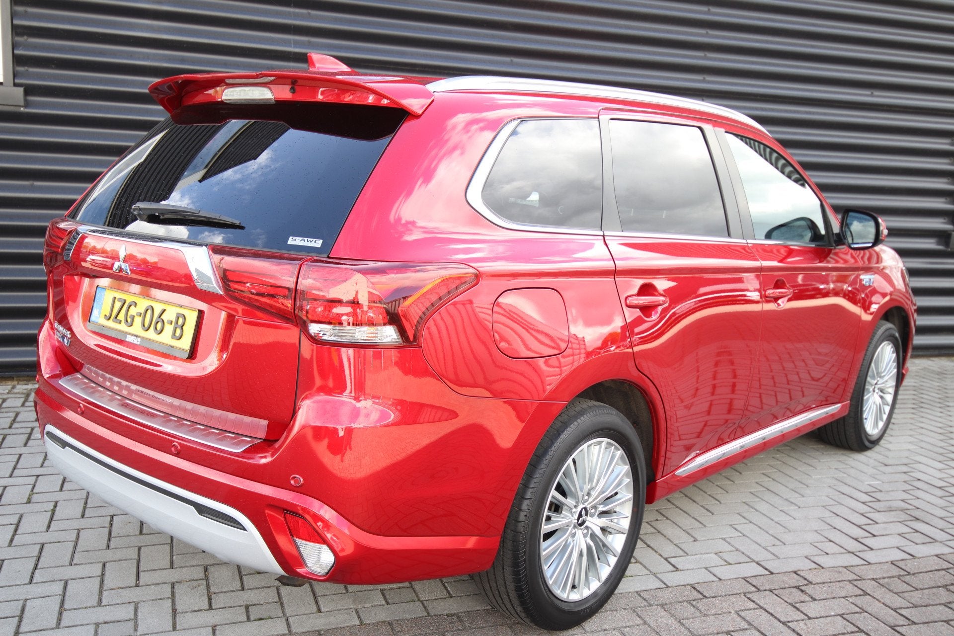 Mitsubishi Outlander 2.4 PHEV Instyle Opendak, Adaptive Cr, Auto's, Automaat, Zwart, 4 cilinders, Bedrijf