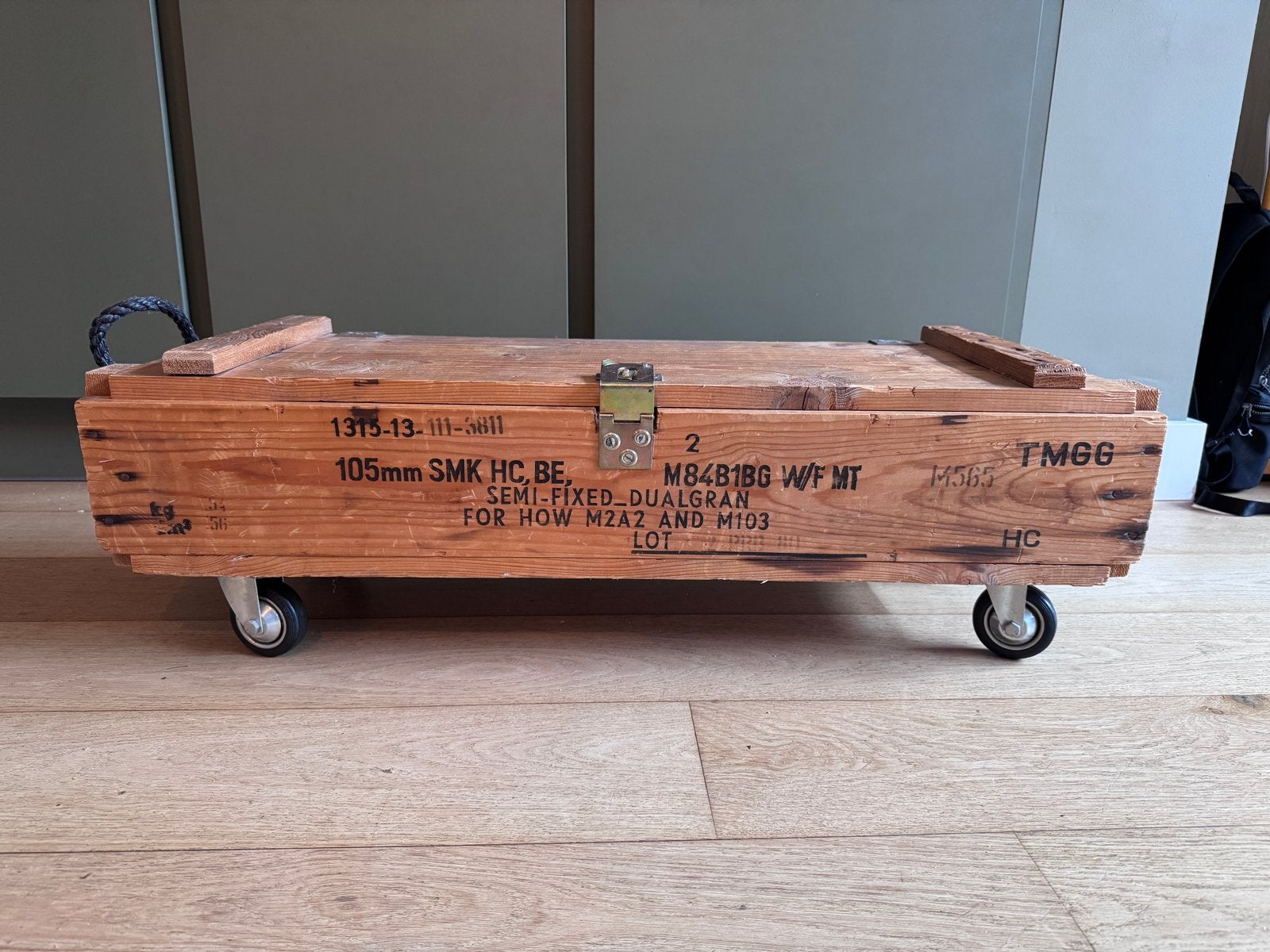 Unieke houten kist op wielen - Salontafel/Opbergkist, Minder dan 50 cm, Gebruikt, 50 tot 100 cm, Ophalen of Verzenden