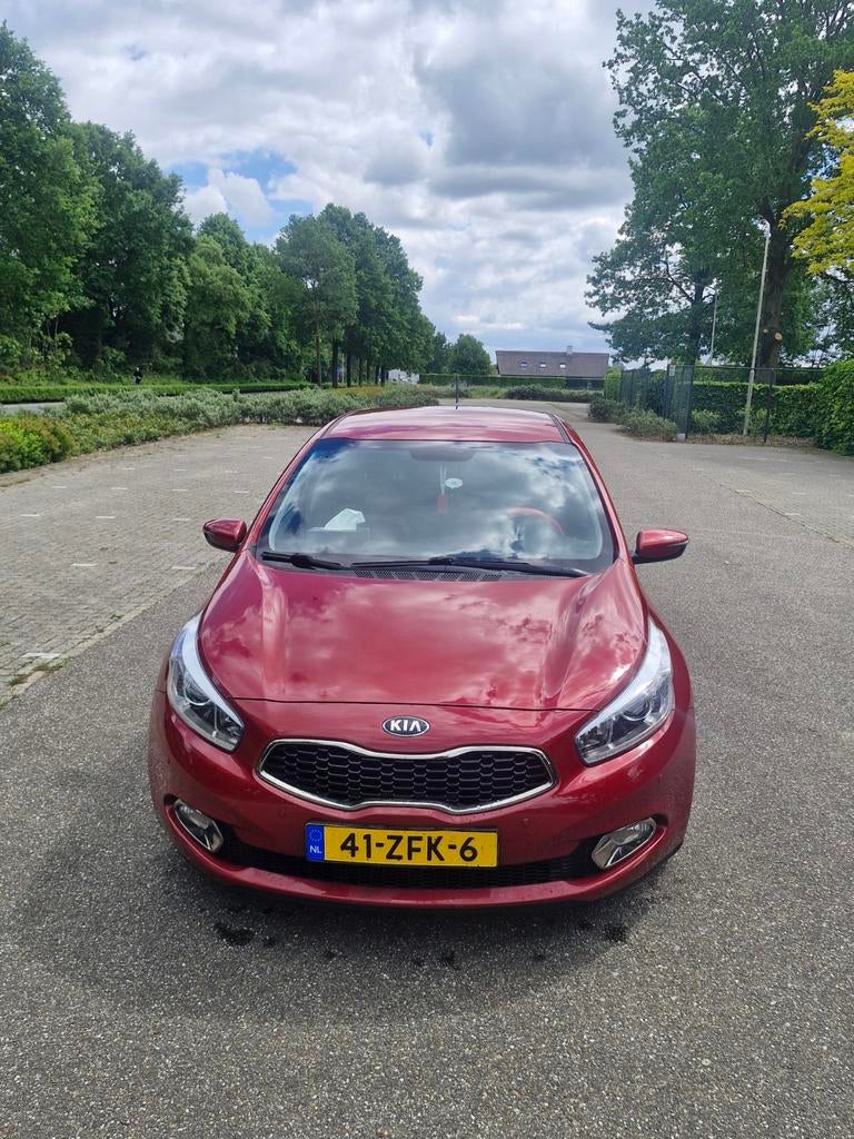 Kia (Pro) Cee d 1.6 GDI DCT 2012 Rood, Auto's, Kia, Parkeersensor, 1591 cc, 4 cilinders, Origineel Nederlands