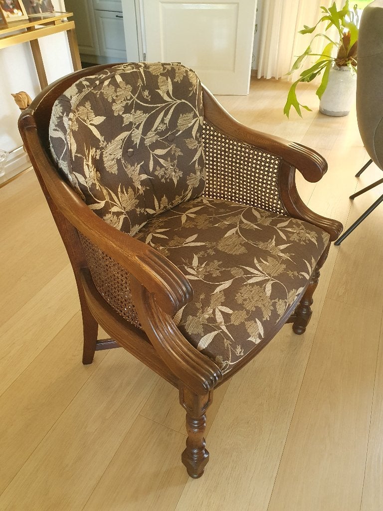 Eiken stoel met armleuning, Ophalen, Gebruikt, Bruin, Hout
