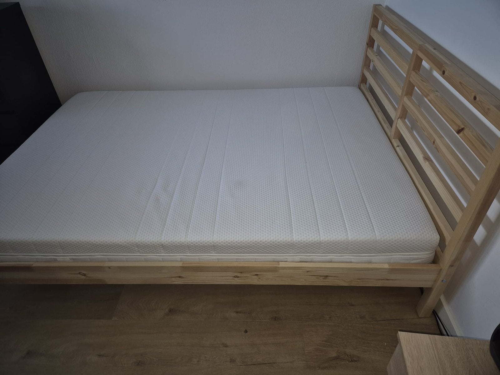 Bed Tarva Grenen met bedbodem en matras, Gebruikt, Overige typen, Tweepersoons, Minder dan 160 cm