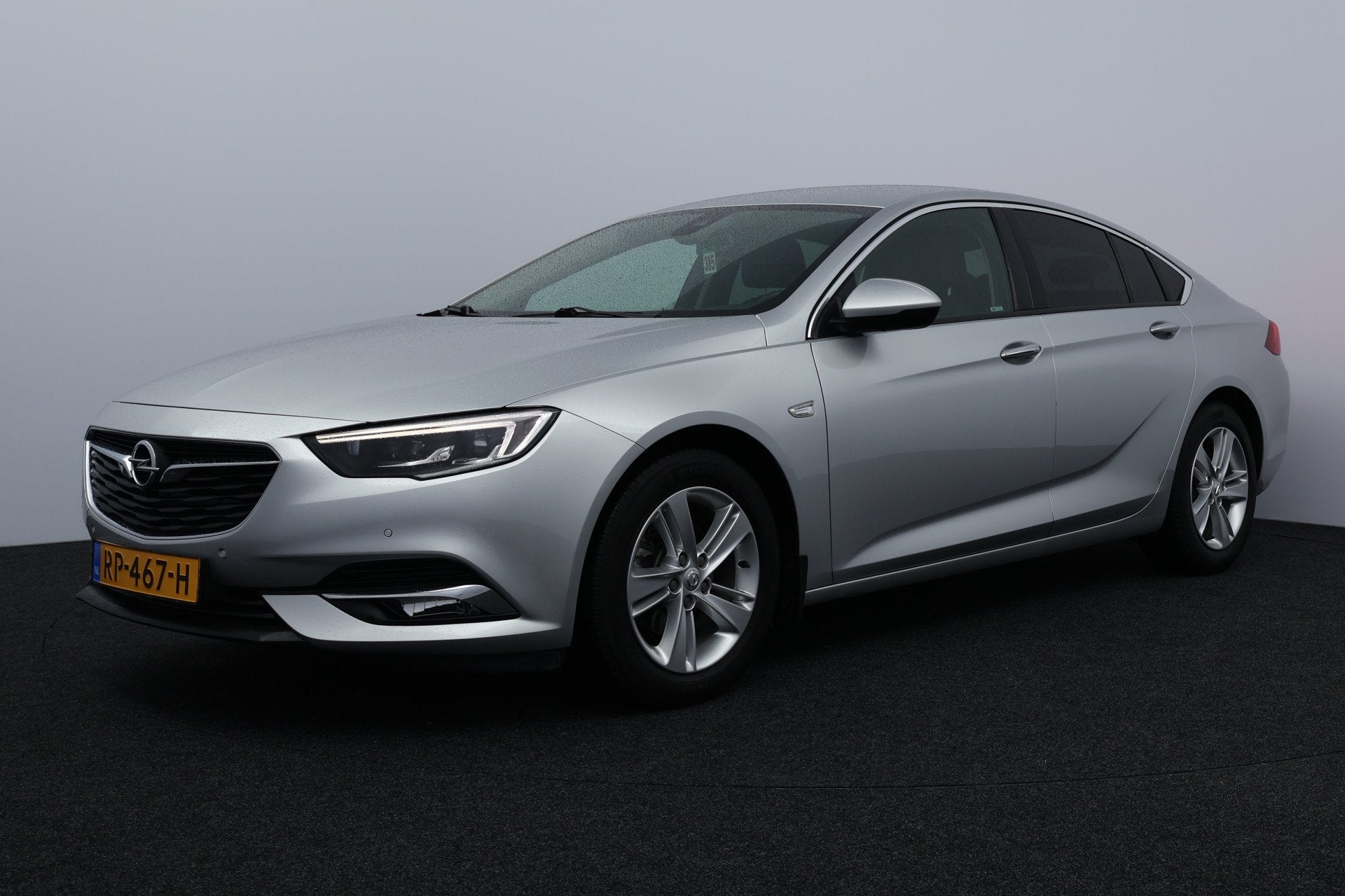 Opel Insignia Grand Sport 1.5 Turbo Innovation/ Trekhaak/ LE, Gebruikt, 4 cilinders, 700 kg, 165 pk