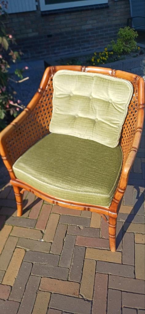 Vintage rotan fauteuil met groene kussens, Ophalen