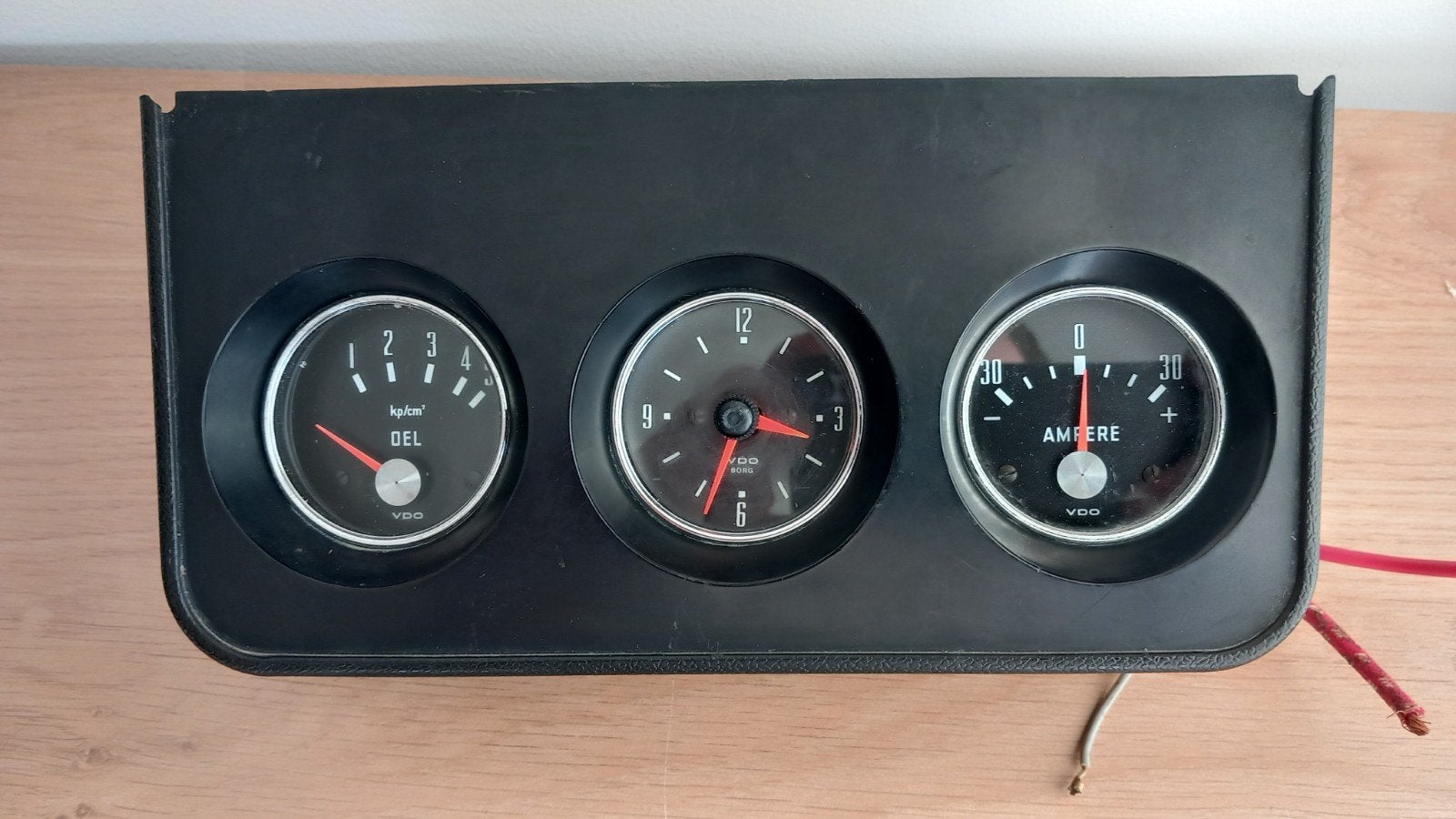 Paneel Opel Manta A /Ascona A - Oliedruk, Klok, ampèremeter, Auto-onderdelen, Dashboard en Schakelaars, Opel, Gebruikt, Ophalen of Verzenden