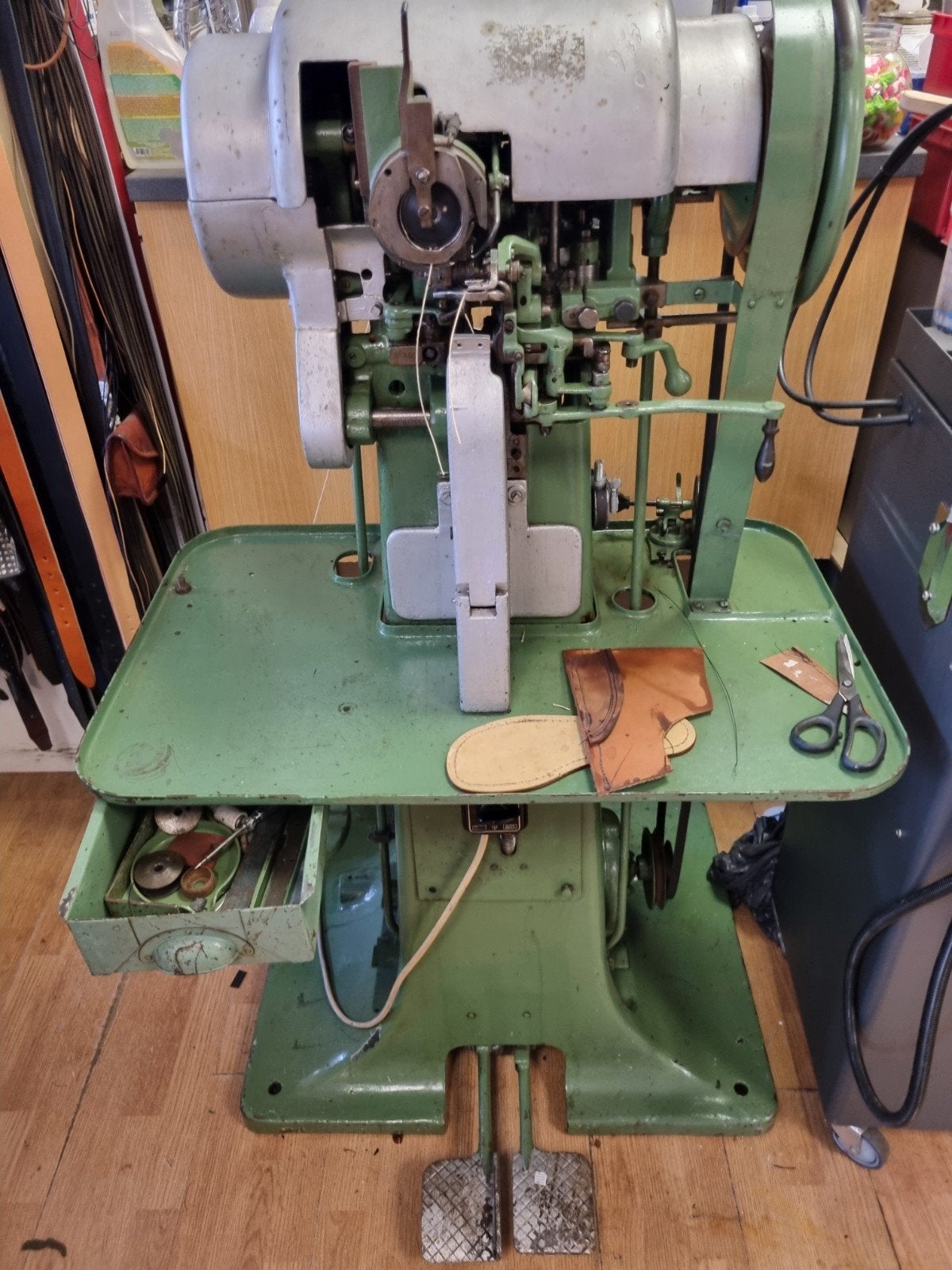 Antieke Aflapper / Schoenmakerij Machine 380V, Ophalen of Verzenden, Gebruikt