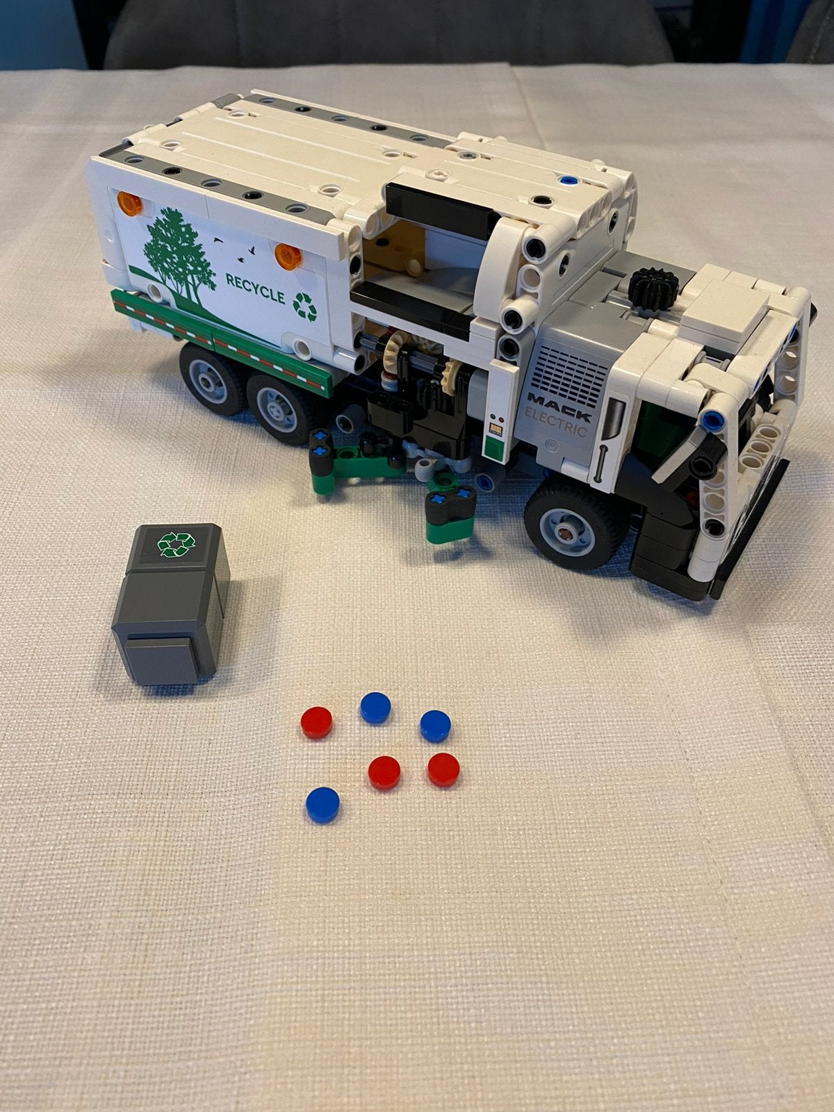Lego 42167 Mack LR Electric Garbage Truck, Gebruikt, Lego, Ophalen of Verzenden, Complete set