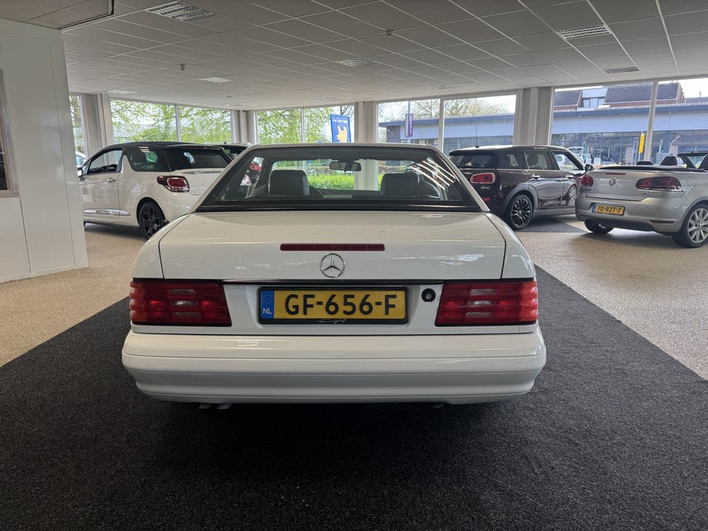 Mercedes-Benz SL-Klasse Cabrio 320 incl hardtop met weinig k, foto 3