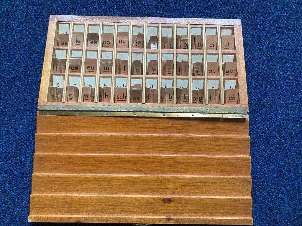 ORIGINELE , klassiek LETTERDOOS, Ophalen of Verzenden