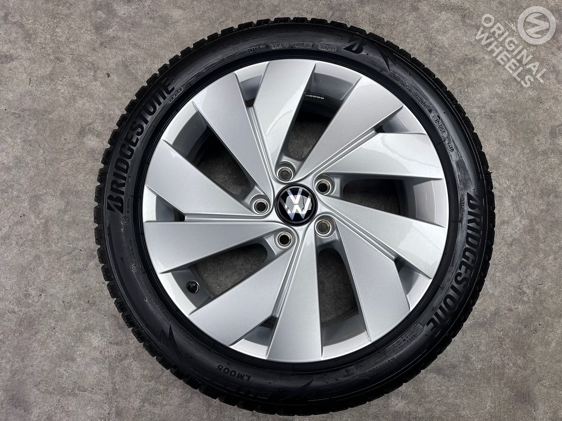 17 inch originele Belmont velgen + winterbanden VW Golf 8, Gebruikt, -, -, Banden en Velgen