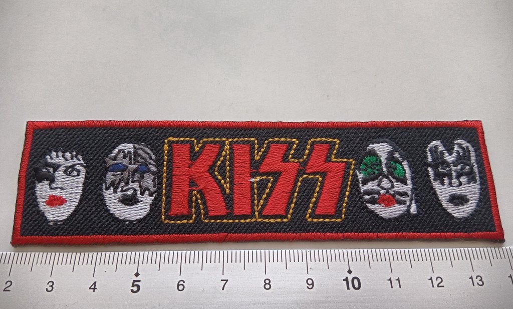 Kiss  €3 SALE leuke nieuwe patch patch 72 SALE, Ophalen of Verzenden, Nieuw, Kleding