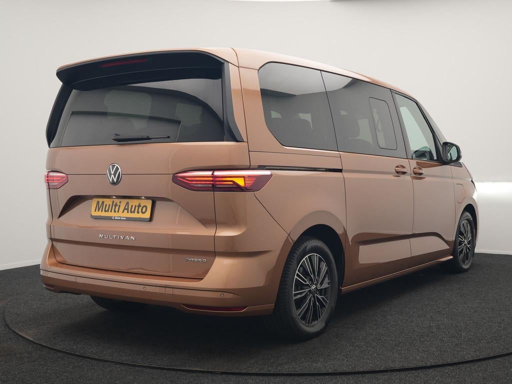 Volkswagen Multivan 1.4 eHybrid L1H1 Style 7 Persoons PHEV 2, Gebruikt, Zwart, Bruin, Adaptive Cruise Control