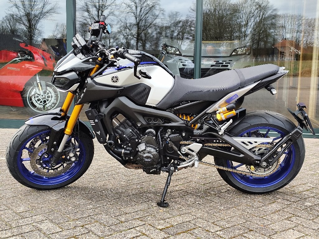 Yamaha MT-09 SP , in nieuw staat en met grote beurt, Motoren, Motoren | Yamaha, Occasion, Motorrijbewijs A, Bedrijf, Sportuitlaat