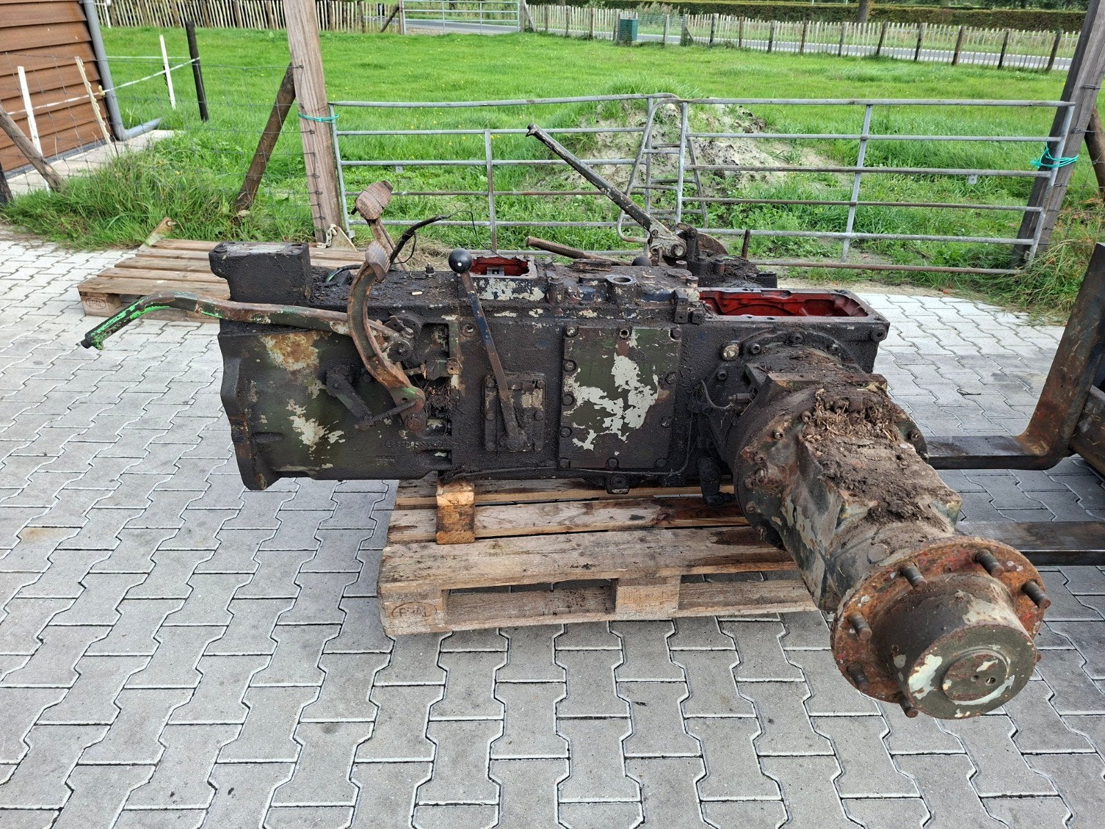 Deutz 9006 10006 versnellingsbak ZF T335,2, Ophalen