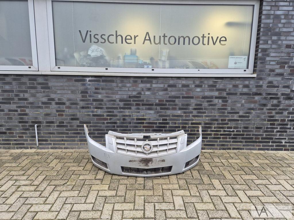 Cadillac BLS 2006 - 2010 voorbumper met sproeiers COMPLEET, Cadillac, Gebruikt, -, Voor