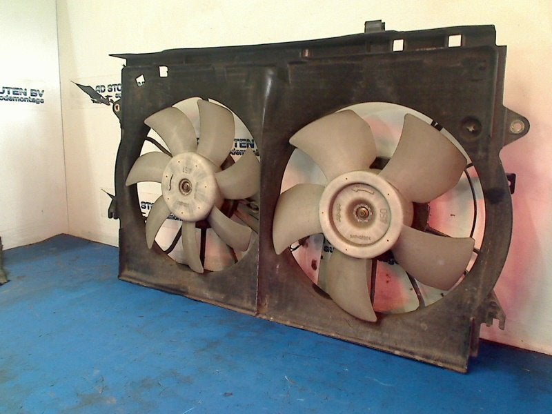 Koelventilator Toyota Corolla Verso (E12) (2002-01/2004-05), Gebruikt, Kundenbetreuung@toyota.de, Toyota-Allee 2, Köln 50858, , Duitsland